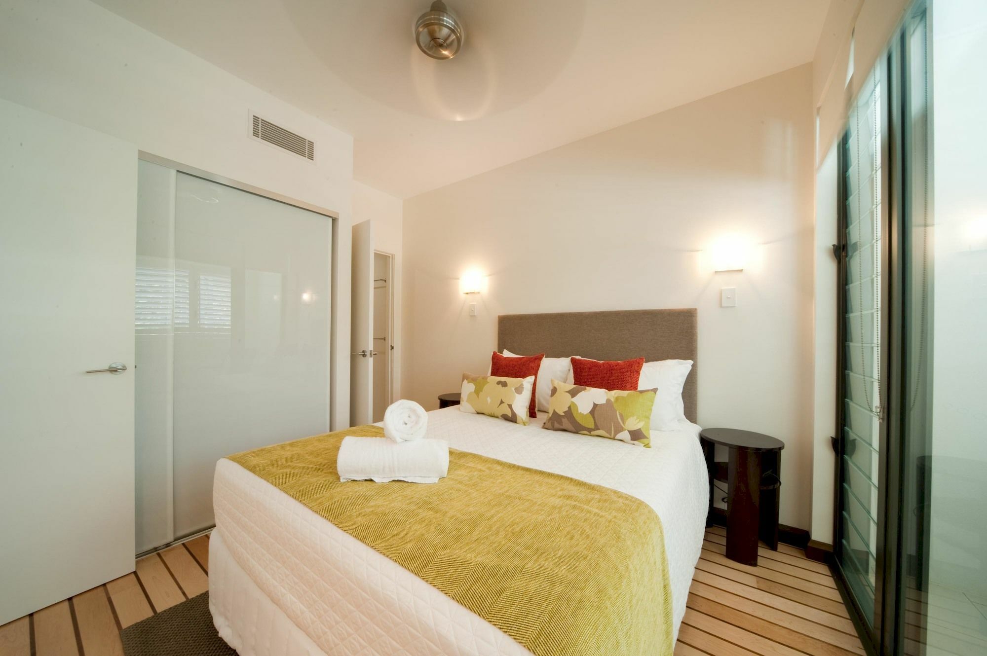 The Boathouse Apartments Airlie Beach Exterior photo